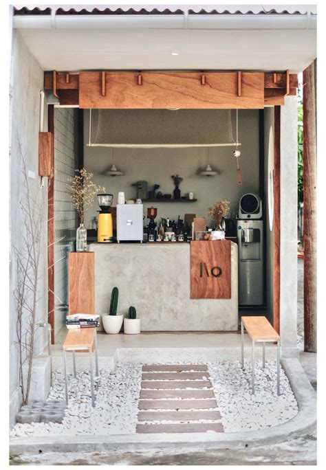 Both larger and small brewers are making some interesting coffee beers, while coffee pixels is an edible coffee bar that. Mannaka Bali #very #small #coffee #shop #ideas in 2020 | Coffee shops interior, Cafe interior ...