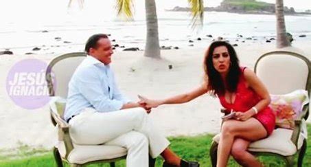 Roxy vázquez is a journalist, zodiac sign: Roxana Vázquez: Para poder entrevistar a , a Roxana ...