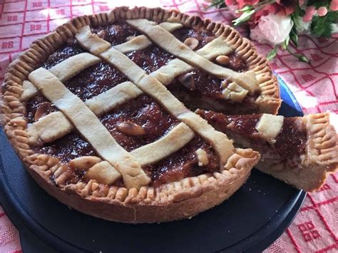 Brie formaggio e panini marmellata di fichi. Crostata con marmellata di fichi e ricotta di bufala ...
