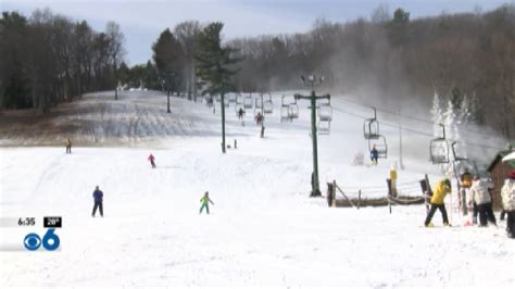 Creekside at maple heights in maple ridge is a beautiful collection of 130 townhomes adjacent to the serenity of siegel creek and all the lush nature it has to offer. Skiers hit the slopes at Maple Ski Ridge | WRGB