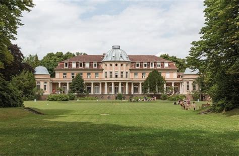 Mit der anerkennung des studiengangs humanmedizin in kooperation mit dem helios k . den ganzen artikel lesen. Stipendium für Flüchtlinge / Bachelor- oder Masterstudium ...