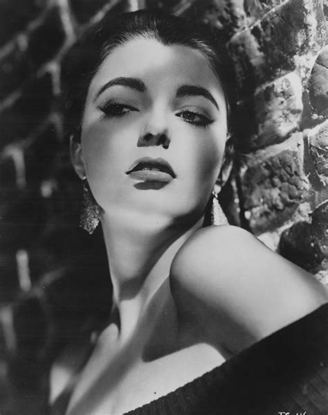 We may have joan collins's manager information, along with their booking agents info as well. retrogirly: Joan Collins, 1953 | Joan collins, Dame joan ...