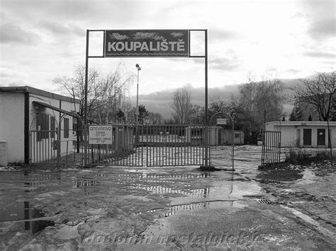 Kopualiště v hodoníně má charakter venkovního aquaparku. Hodonín nostalgický: Koupaliště