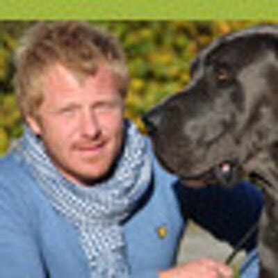 Hundcoachen fredrik steen gästar oss med hunden steffi. Fredrik Steen (@Fredrik_Steen) | Twitter