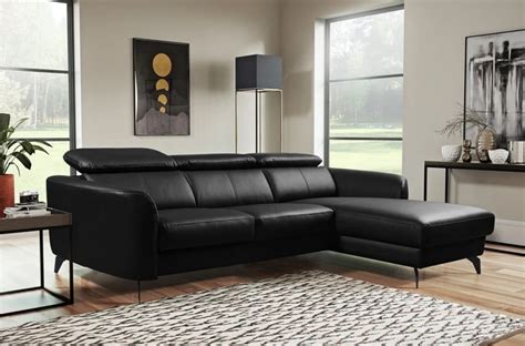 Le canapé design 3 + 2 simili cuir bregga chloe decoration répondra à vos besoins de convivialité. Canapé d'angle en cuir de luxe italien , 5 places berti, noir, angle droit - Mobilier Privé