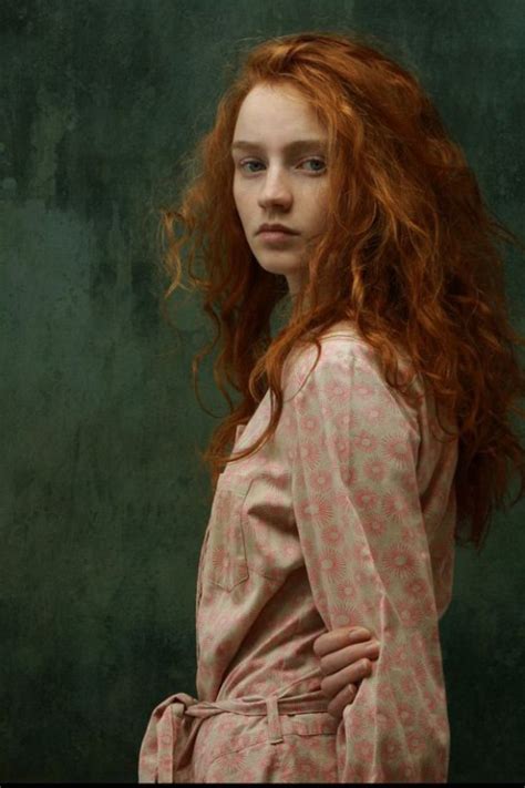 The 50 most iconic red hair moments of all time. 575 best Paintings - portrait - simple background images ...