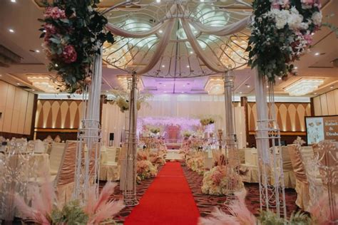 The ecoregion covers 56,700 square kilometers (21,900 sq mi). Najiha Online Forest Valley all-inclusive wedding ceremony ...