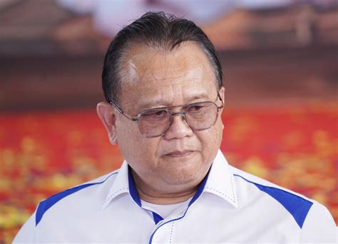 Datuk alexander nanta linggi (born 16 june 1958) is a malaysian politician from the united traditional bumiputera party (pbb) currently serving as member of parliament (mp) of alexander is the grandson of sarawak leader jugah anak barieng and the son of former politician leonard linggi. Tunggu kerajaan umum buka sektor lain - Kosmo Digital