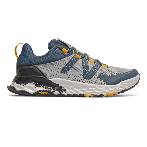 Pull tab at the back heel. New Balance Fresh Foam Hierro v5 trail zapatillas de ...