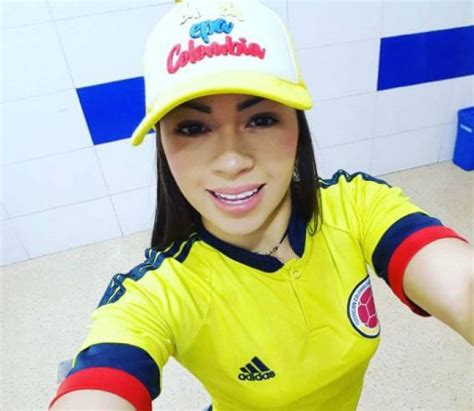 Entrevista con daneidy barrera rojas, conocida como epa colombia, quien ha enfrentado un proceso judicial por un video daneidy barrera rojas no podrá usar redes sociales y deberá pagar una multa. "Epa Colombia" va por las calles regalando besos - Dicomania