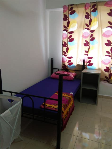 At bilik sewa pak abu all rooms come with a wardrobe and a shared bathroom. BILIK SEWA KL MURAH DI KUALA LUMPUR | M Niaga