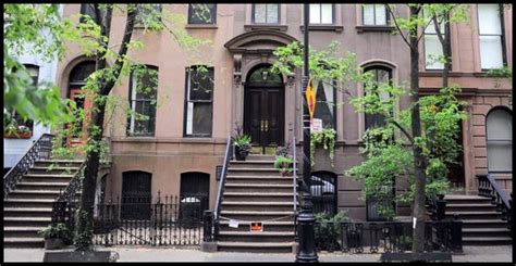 Si la sala principal no te satisfisface,a continuación te ofrecemos otros chats relacionados, ¿listo para chatear con otra. 66 de Perry Street, la casa de Carrie Bradshaw - Historias ...