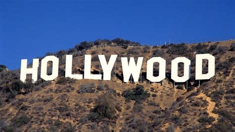 Vi erbjuder dig att ladda ner bakgrundsbilden hollywood, amerika, fönsterventil, flyg, resor koncept, usa från en uppsättning av kategorier andra nödvändigt för dig att övervaka tillstånd för gratis och. Los Angeles: Hollywood - Metropolen - Kultur - Planet Wissen