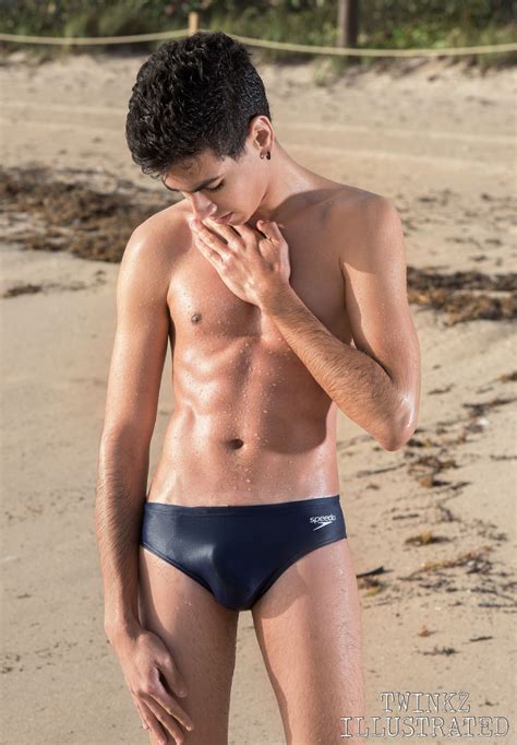 Wrestling tv is committed to fill that void with easy access to all that the wrestling fraternity, from fans, administrators to players, has been deprived of for long. Pin on speedos