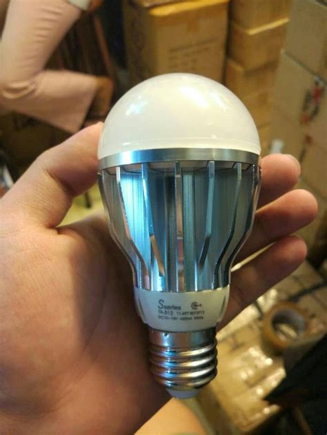 Lampu led filamen lilin 2 watt dengan fitting bawaan e14 merupakan jenis lampu yang bersifat hias banyak dipasang sebagai bola lampu untuk jenis lampu kristal, model yang hemat listrik dan cahaya tetap terang merupakan fitur utama produk ini. Jual Lampu led bulb dc sseries s series 5w 5 w 5watt watt ...