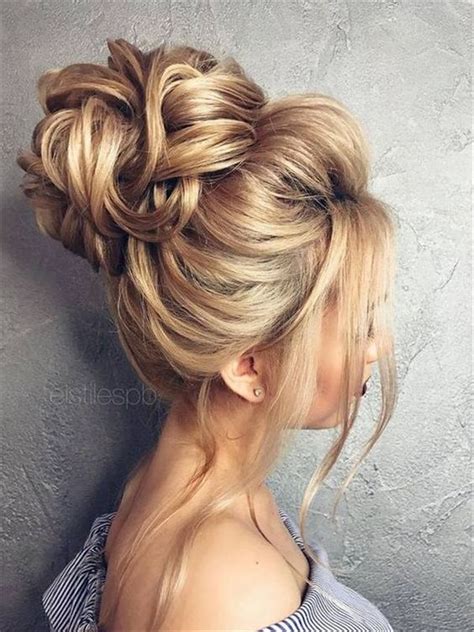Updo hairstyles easily freshen up your look. Messy buns for long hair, Cute ideas of messy updos for ...