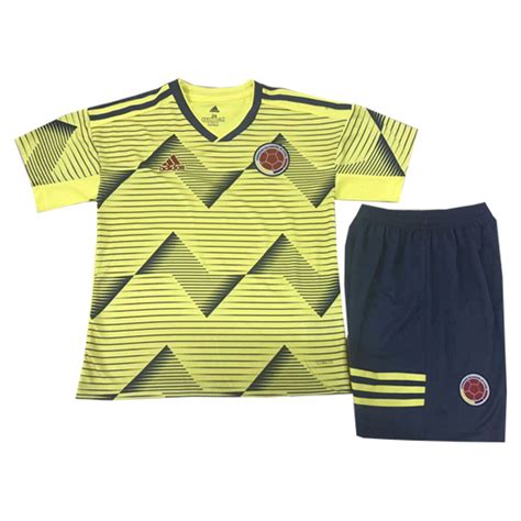 Comprar camiseta futbol colombia 2019, nuestro sitio web ofrece el mejor servicio y precios economicos, con envio gratuito en pedidos de mas de 59 euros. Camiseta de futbol Colombia barata