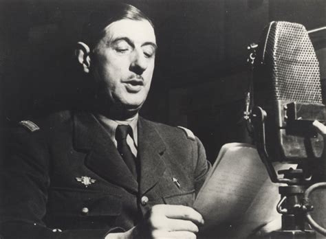 Les chefs qui, depuis de nombreuses années, sont à la tête des armées françaises, ont formé un gouvernement. De Gaulle : de l'Appel à la Libération (1940-1945 ...