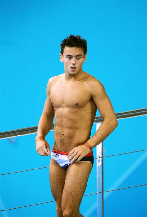 Jun 02, 2021 · plymouth's diving star tom daley has been selected as part of team gb's diving squad for tokyo 2020 summer olympics which will take place this summer. The Stars Come Out To Play: Diver Tom Daley - Shirtless ...