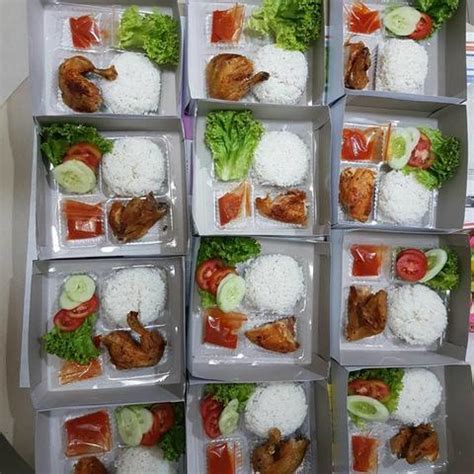 3 set ayam penyet small, 2 lele crispy dan 5 sirap ais. Gambar Nasi Dus Ayam Bakar | Kumpulan Gambar Bagus