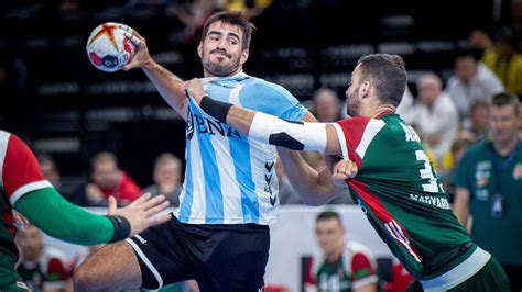 ● a picture copied from an amphora show. Los sueños del handball argentino para el 2020