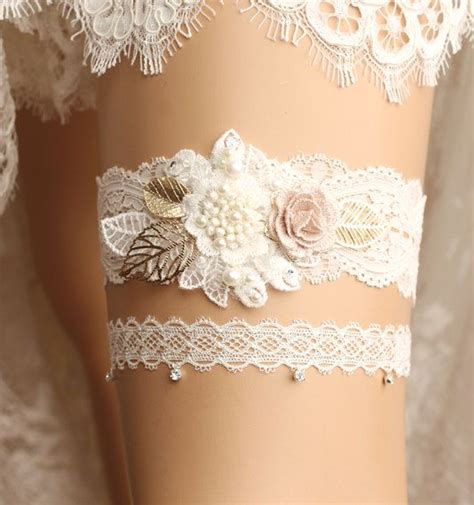 For example, if her bridesmaids and flowers are pink. 20 Fabulous Lace Wedding Garter Ideas That You Cannot Say No!