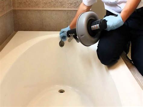 Why is the bathtub clogged? How To Unclog A Bathtub Drain With Standing Water - Safshop