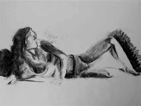 It really helps them recognize and understand several important concepts in physics. Mariana Owen: Figure Drawing - Light and Dark