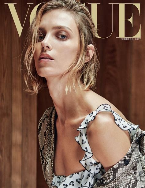 Alors qu'anja rubik vient tout juste d'être nommée égérie kérastase, petite compilation des clichés qui ont mis en valeur son blond. Pin on Anja Rubik.