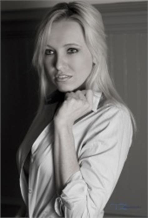Ross and joey both meet her and ask her out. Where Professional Models Meet Model Photographers ...