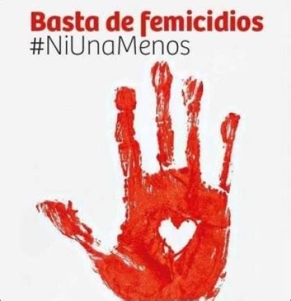 Ni una menos sufre así ni una menos muere así ni una mancha más de sangre no más niños sin su madre. Basta de femicidios #NiUnaMenos - ADN