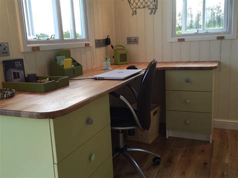 Whether you are looking for extra living space, a home office, studio, a rental accommodation or simply a beautiful hideaway. Shepherd's Hut Home Office - The Perfect Working From Home ...