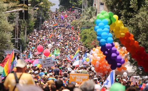 יום חמישי 25 פברואר 2021 י״ג באדר תשפ״א. מצעד הגאווה 2018: רבע מיליון חוגגים במצעד הגאווה בתל אביב