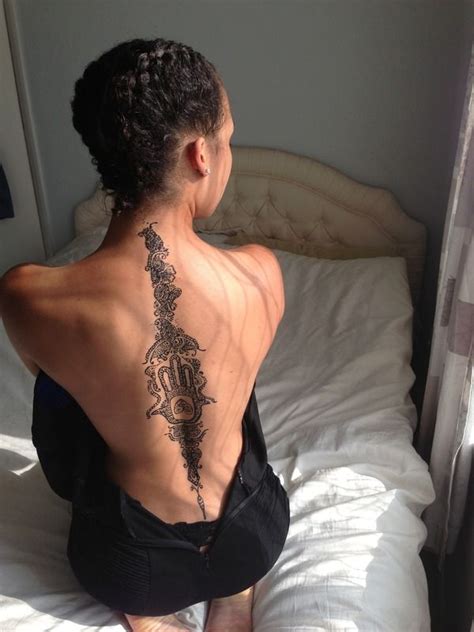 The first thing to keep in mind is that the results of a tattoo are variable depending upon your individual skin chemistry. Henna on the back