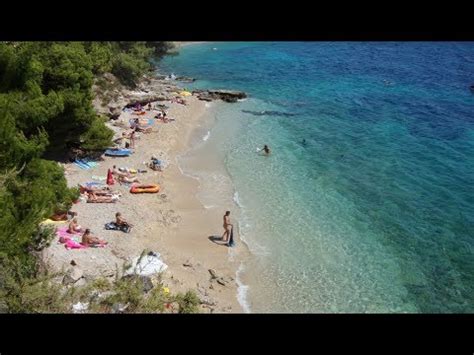 Otok brač je jedan od najljepših otoka mediterana. Paklina FKK, pored plaže Zlatni Rat, Bol Brač - YouTube