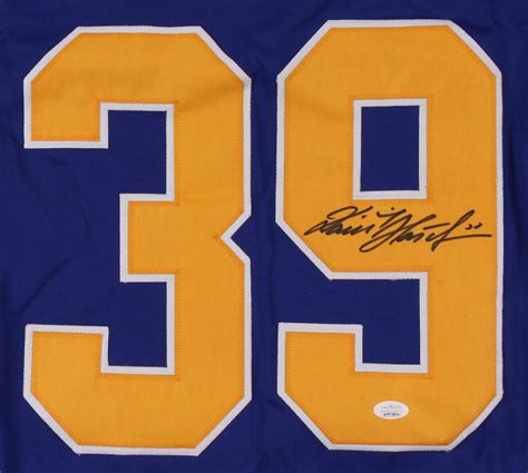 After the blackhawks traded him to the buffalo sabres in august 1992, hasek. Dominik Hasek Signed Sabres Jersey (JSA COA) | Pristine ...