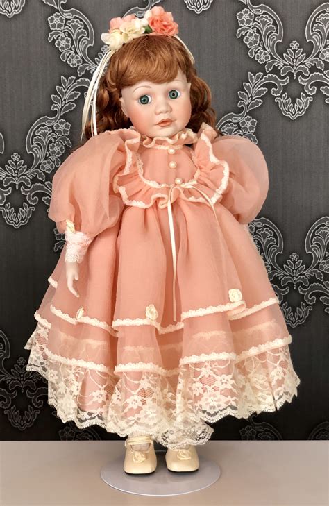 Die mode und die wahl des brautkleid bei der. Pin by Bambole da collezione on Franklin Mint dolls ...