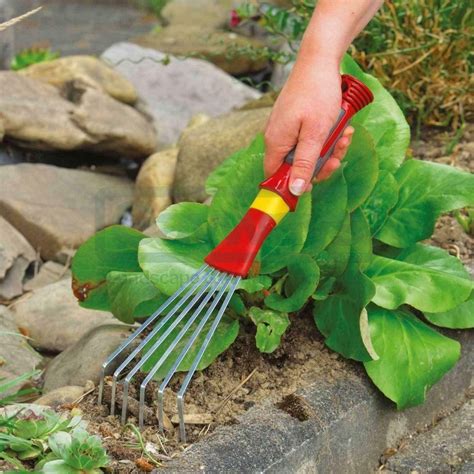 A wide range of high quality garden tools for professional and domestic use. WOLF GARTEN WOLF GARTEN LD2K Small Sweep - WOLF GARTEN ...