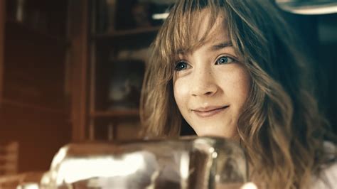 Saoirse ronan is an irish actress who rose to popularity at a very young age thanks to her immaculate performance in such movies as atonement and the lovely bones. Lovely Wallpapers: Saoirse Ronan Young Hollywood Star