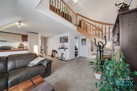 Wohnungen zum kauf in deutschland. Fotografie einer Penthouse-Maisonette-Wohnung in Schwabing ...