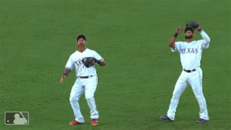 No one does that to the captain. Inciarte mimes catching fly ball after being called off | MLB.com