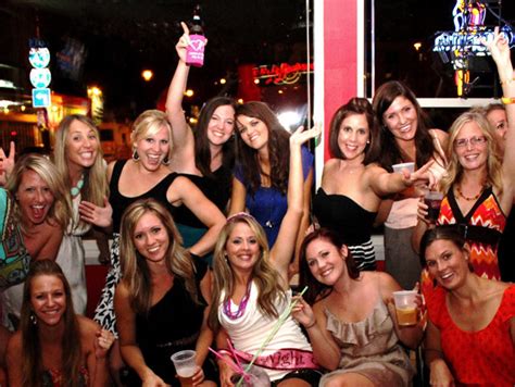 Mothers girlfriends go wild at cfnm party. Milwaukee's best bar for bachelorette party/girls' night ...