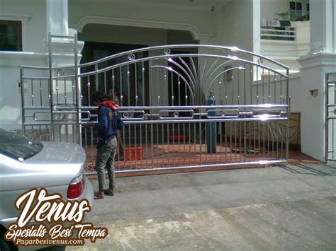 Foto rumah mewah 2017 via fotorumahmewah.blogspot.co.id. Harga Pagar Besi Minimalis Murah Modern mewah