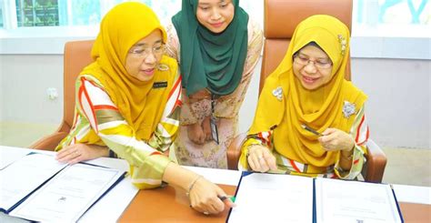 Business typedistributor/wholesaler, business service (transportation, finance, travel, ads, etc). PKNS & Rexpoint Resources Sdn Bhd - Signing Ceremony (14 ...