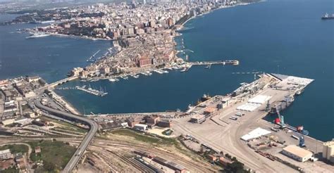 40° 28' 34 north, 17° 13' 47 east. Global Ports clinches Port of Taranto contract | seatrade ...