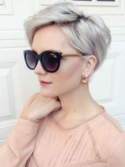 Wavy short haircuts are extremely in trends lately so we have rounded up the images of 30 best wavy short hair that you will love immediately! long pixie haircut wavy - Long | Short hair styles, Hair ...