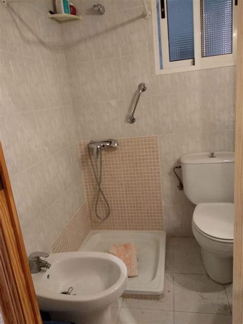 Se vende piso todo reformado piso de 101 mts, 3 habitaciones, 2 baños reformados con ducha y mampara, cocina reformada, ascensor, exteri. Se vende piso en Alcoy (Zona Ensanche) - REFORMAS ...