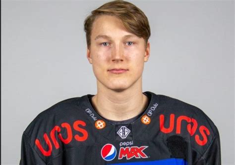 .rattie aatu räty aku räty manu räty otto rauhala juho rautanen david rautio matias rauvola rasmus reijola roope reini sebastian repo tarmo reunanen joona riekkinen petteri riihinen. Scouting Report: Aatu Räty - Smaht Scouting