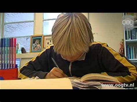 Puberty:sexual education for boys and girls/sexuele voorlichting 1991 video. Sexuelevoorlichting(1991) Videos - VidoEmo - Emotional ...