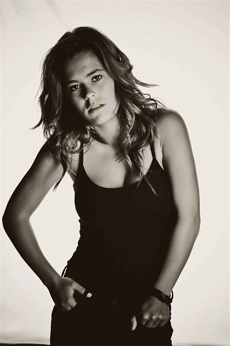 Mostrar mais publicações de ines_ap. Inês Aires Pereira Photoshoot @ Studio on Behance
